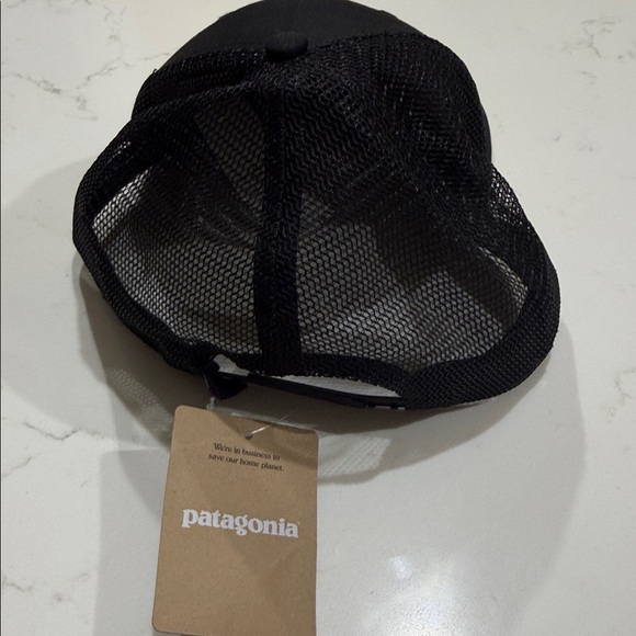 ?☀️Patagonia Hawaii Limited Edition Black Cap with Tropical Embroidery main image 10